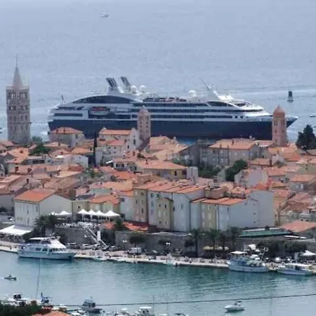 In Rab - Insel Rab 39950 Apartamento Mundanije